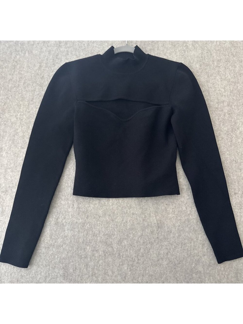 Babaton‎ Aritzia Sculpt Knit Cutout Long Sleeve Top Womens Medium Black Nylon